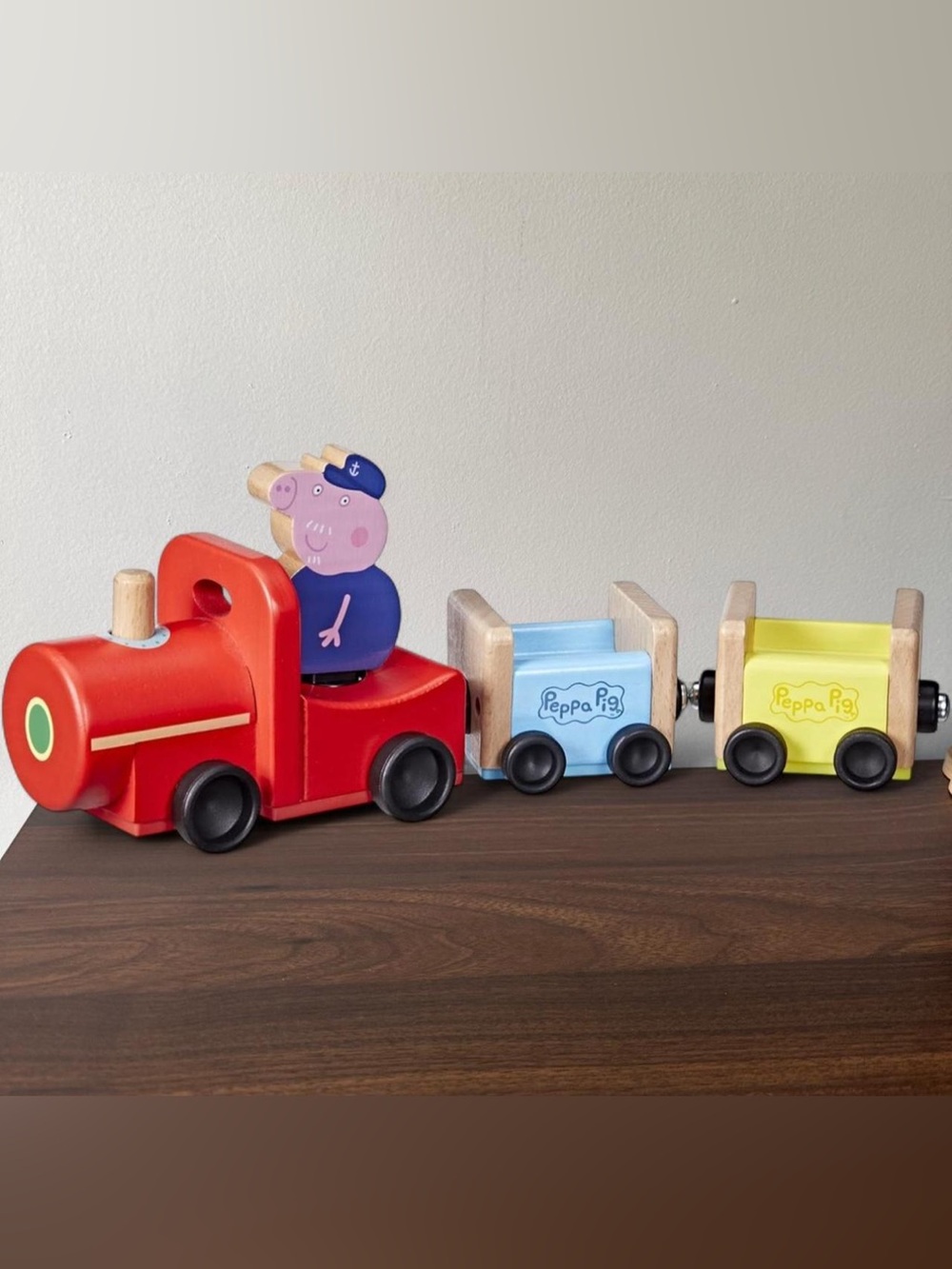 Peppa Pig Grandpa Pigs Wooden Train Set Magnetic Train